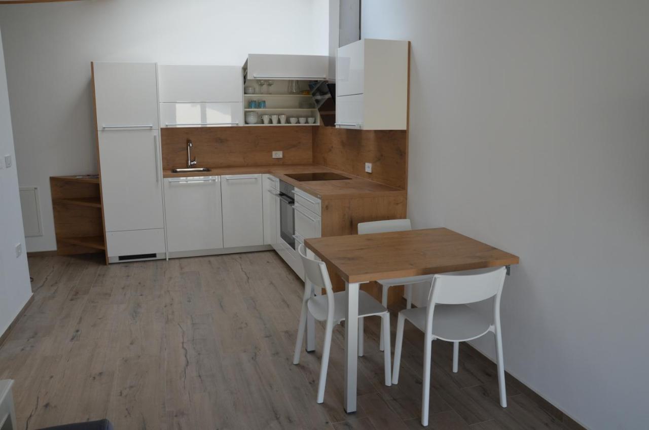 Apartments Ostanek 2 ปอร์โตรอซ ภายนอก รูปภาพ
