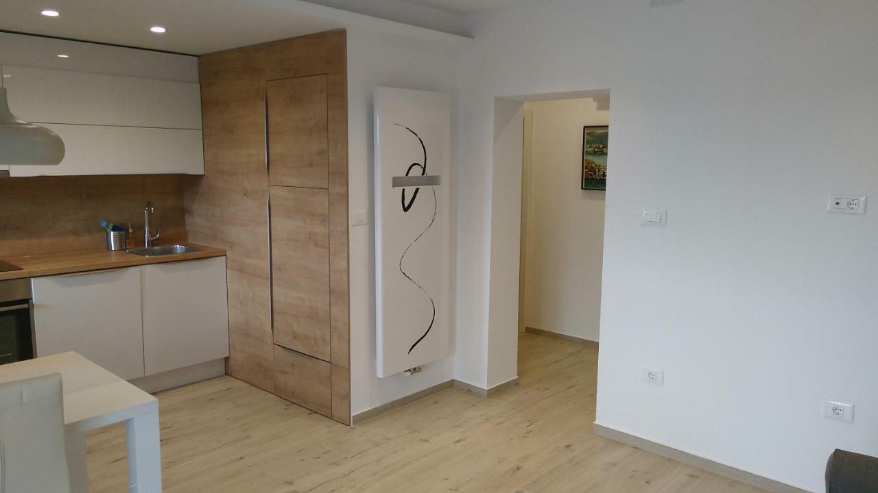 Apartments Ostanek 2 ปอร์โตรอซ ภายนอก รูปภาพ